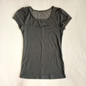 🖤**2for$15*** Adorable Polka Dot Sweetheart Top Size SM